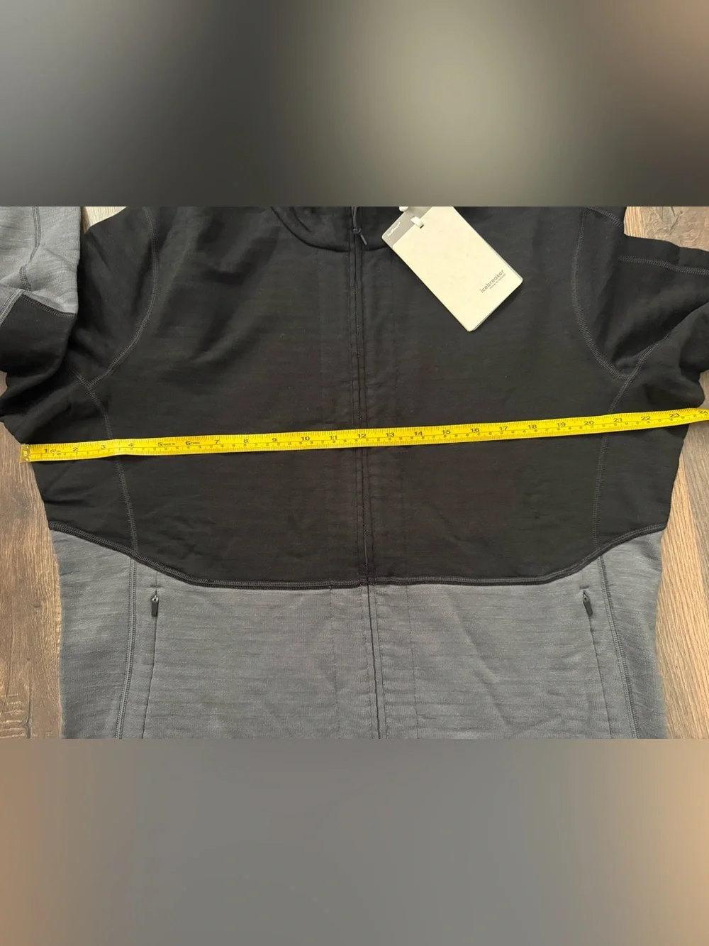 Icebreaker Merino 400 RealFleece FZ Men’s L - NWT